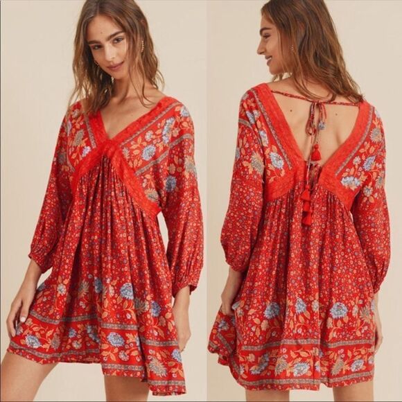 ✨
Cherry Red Floral BOHO Deep V Neck Tassel Tie Low Back Tunic Mini Dress✨ - Picture 1 of 10